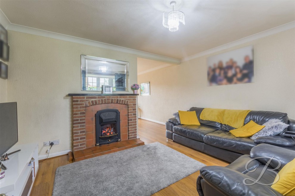 Image of Sandringham Drive, Mansfield Woodhouse, Mansfield