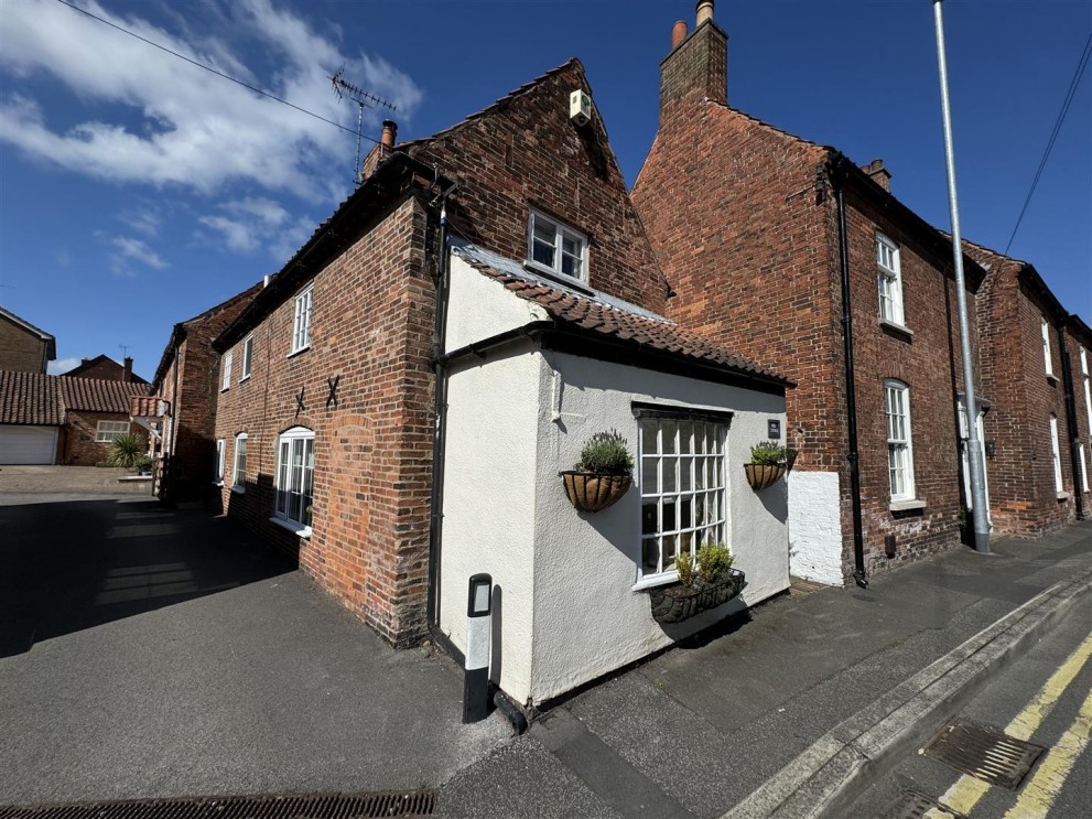 Image of Market Place, Ollerton, Newark