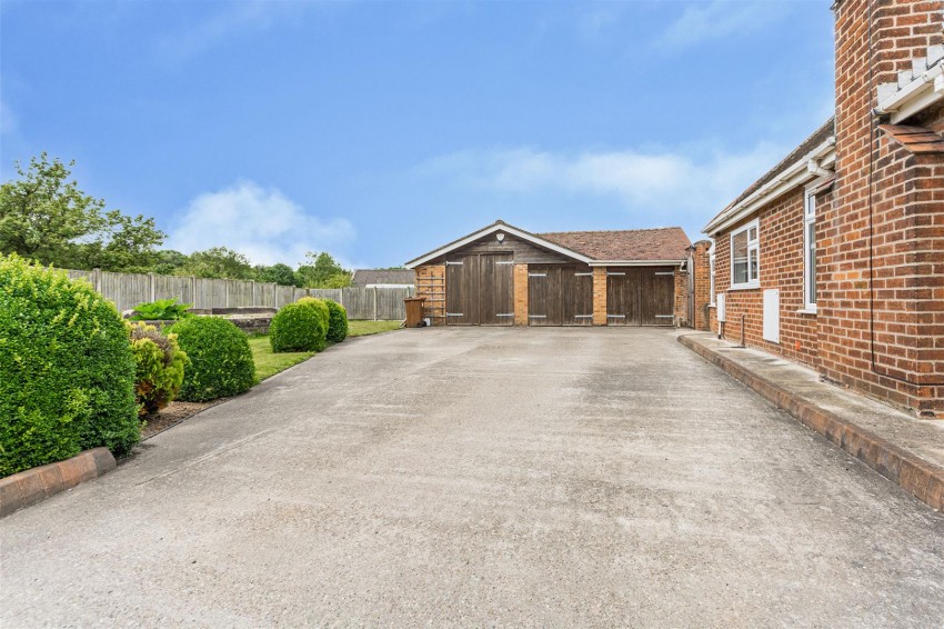 Images for Bungalow Lane, Bilsthorpe, Newark