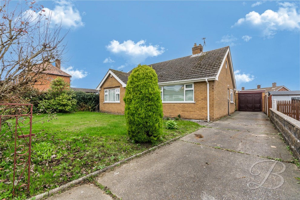 Image of Robin Hood Avenue, Edwinstowe, Mansfield